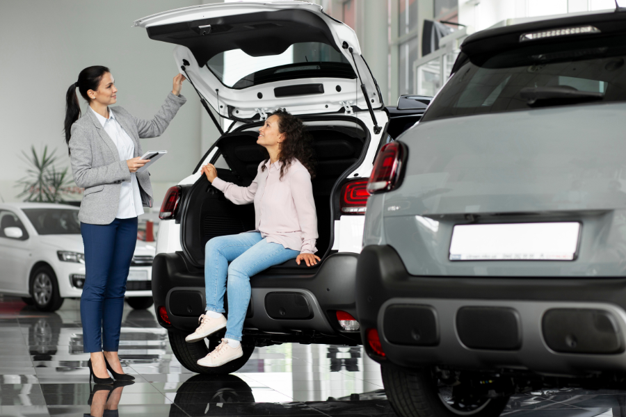 membeli mobil bekas